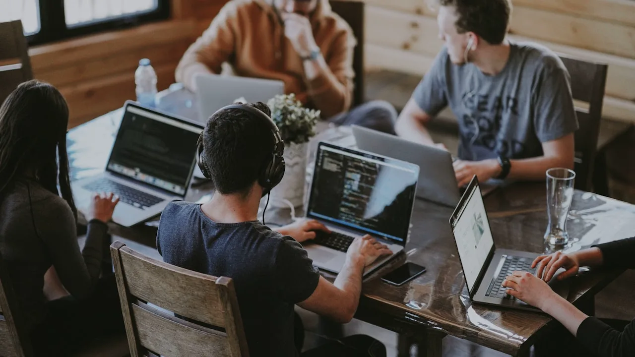 Membres du bureau exécutif et équipe d'animation de l'association ADABS